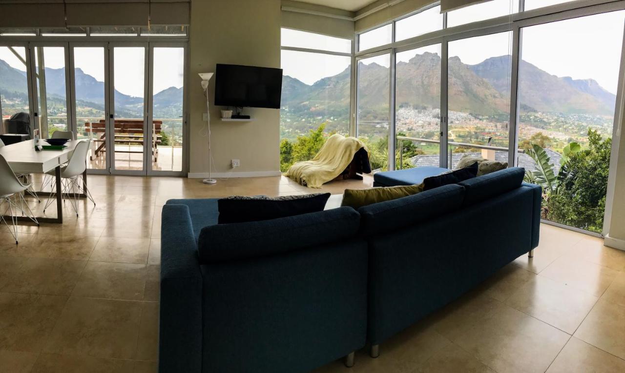 Mount Bay Hotel Houtbaai Buitenkant foto
